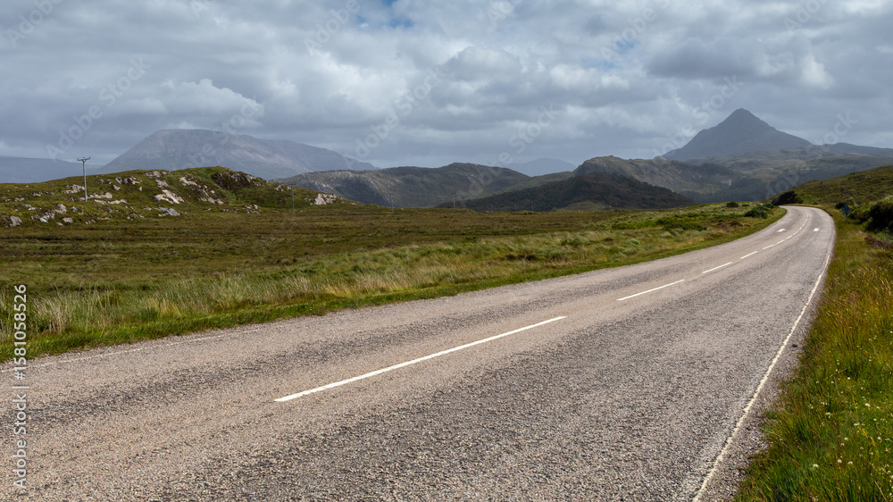 Fototapeta premium Cloudy Scotland