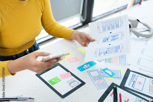 Fotografie UX UI design process for modish mobile application and website