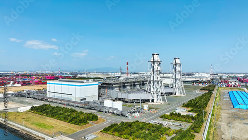 Obraz na płótnie 湾岸の火力発電所の風景空撮