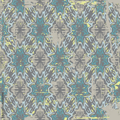 Ethnic seamless rug pattern of rhombus in the northern peoples style. Tribal authentic ornament. Damascus style wallpaper. Decorative mosaic, patchwork background for fabric print. Vector texture