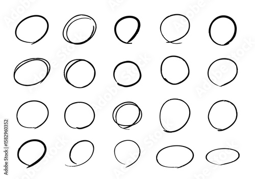 ラフな手描きの丸素材