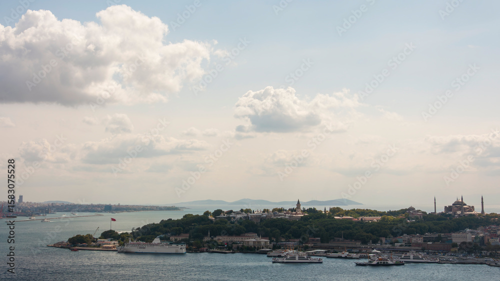 Fototapeta premium View of Istanbul's historical peninsula from above