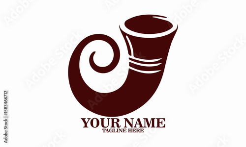 Traditional Jewish shofar horn in curved shape icon. Traditional Jewish shofar vector illustration, traditional Jewish shofar logo art