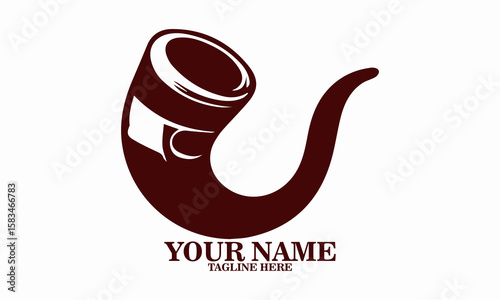 Traditional Jewish shofar horn in curved shape icon. Traditional Jewish shofar vector illustration, traditional Jewish shofar logo art