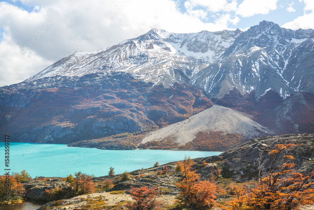 Naklejka premium Autumn in Patagonia