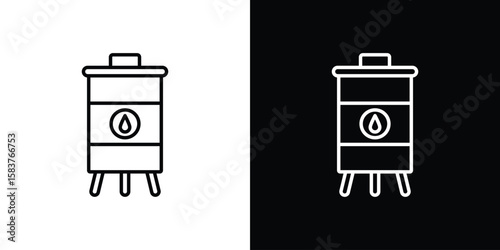 Water tank icon in outline style. Vector.