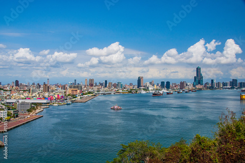 Fototapeta Naklejka Na Ścianę i Meble -  panorama of the city