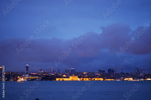 Fototapeta Naklejka Na Ścianę i Meble -  Beautiful twilight view of Istanbul with city lights