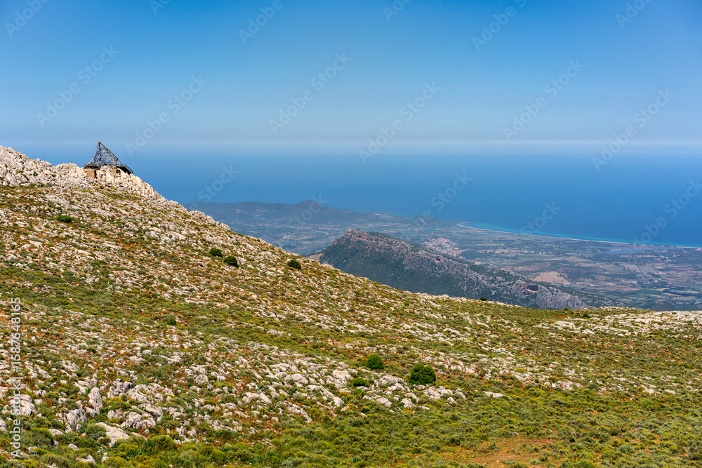 Fototapeta premium Panoramic view of mountains overlooking the coast of Sardinia ne