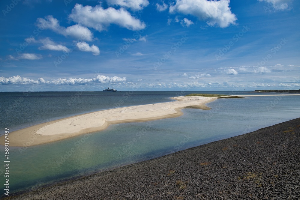 Fototapeta premium Sylt, Schleswig-Holstein, Nordsee, List im Norden der Insel
