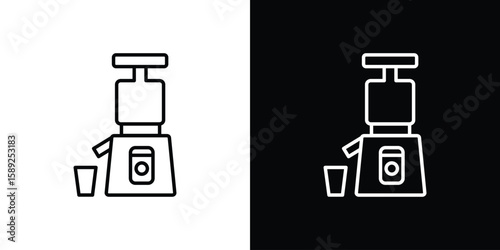 Cold pressed juicer icon website stock illustration. stroke symbols