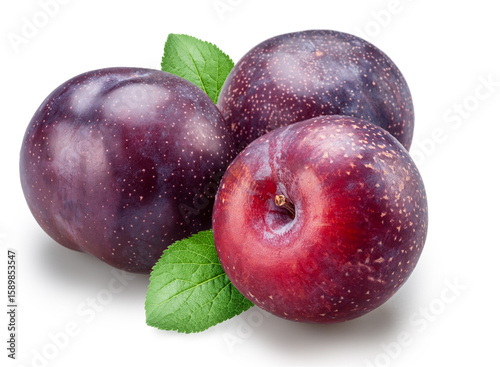 Papier peint Ripe chinese plums with green leaf isolated on white background
