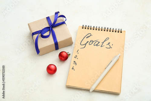 Notebook with empty to do l...