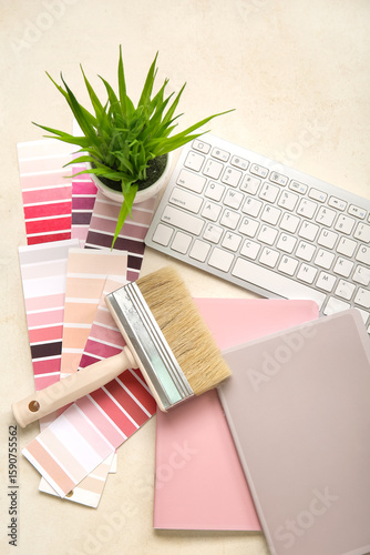 Many color palettes, PC key...