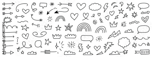 Hand Drawn Doodle Sketch Elements Set Featuring Arrows, Stars, Hearts, Circles, and Speech Bubbles in Grunge Style. Perfect for Notes, Decoration, and Creative Design Projects

