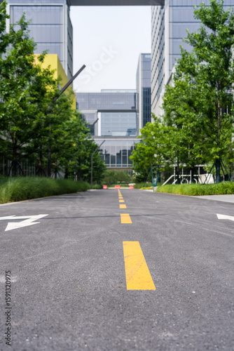 Modern commercial buildings are set in green and environmentally friendly green landscapes, with the appearance of commercial and office buildings and urban modern architectural structures