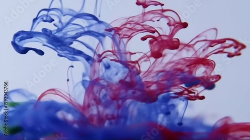 Vibrant Abstract Fluid Colors, Dreamlike Ethereal Digital Art, Dynamic Visuals, Captivating Video