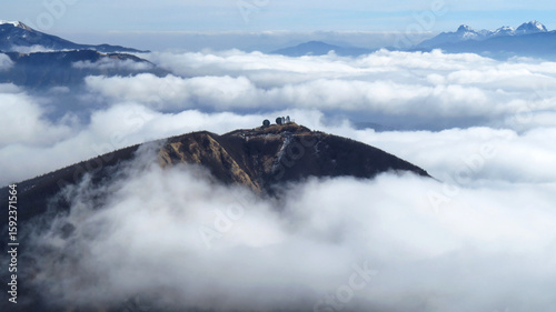 Tablou pe pânză a magnificent sea of ​​clouds under the crest of the Parma Apennines