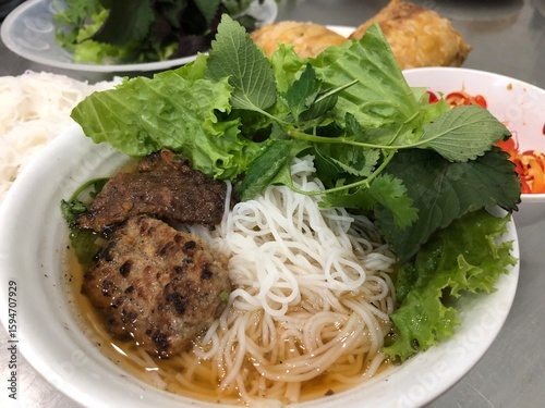 vietnamese traditional noodle soup bun cha