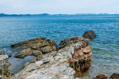 Fototapeta Naklejka Na Ścianę i Meble -  rocky coast of the sea