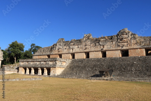 Quadrilatère des nonnes à Uxmal au Mexique dans le Yucatan