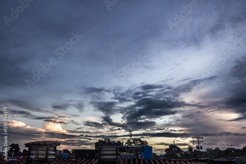 Sunset sky with cloud in the evening