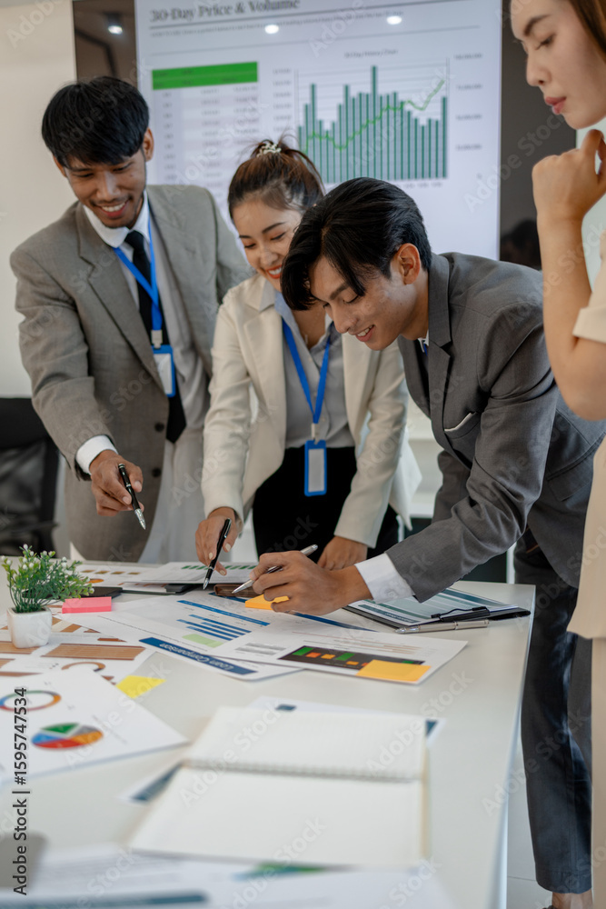 businesspeople are discussing the investment they will make together, employees are discussing marketing strategies in a conference room, accounting, brainstorming, finance businesspeople are discussing the investment they will make together, employees are discussing marketing strategies in a conference room, accounting, brainstorming, finance