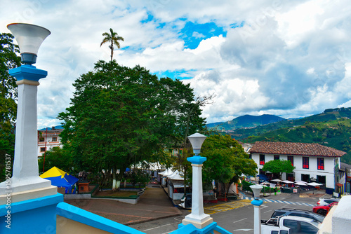 Parque principal  del municipio de Santuario, Risaralda. Colombia.