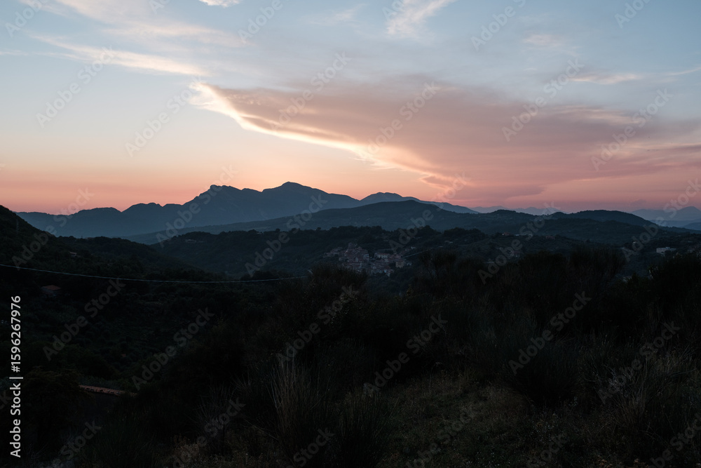 Fototapeta premium sunset in the mountains In Italy