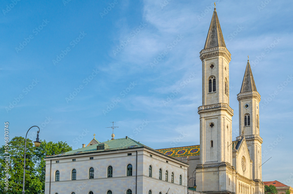 Fototapeta premium Ludwigskirche (Catholic Parish and University Church of St. Louis) in Munich, Germany