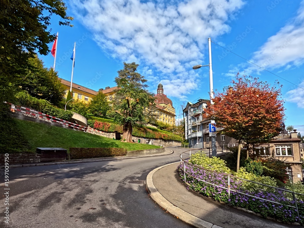 Naklejka premium Flower lined street in Lucerne, Switzerland