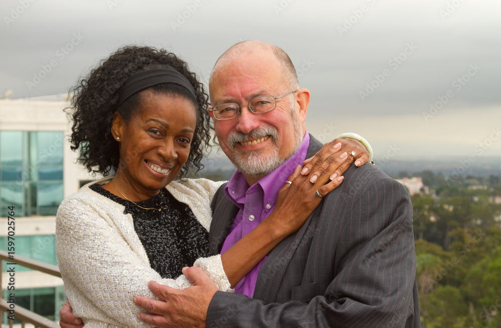 Fototapeta premium Couple on Roof in San Diego