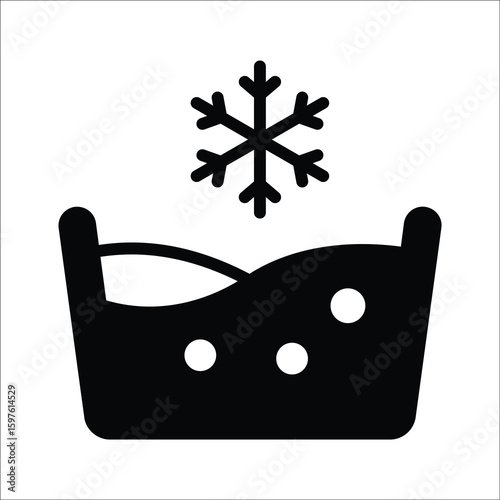 Modern glyph icon of freezing cold water