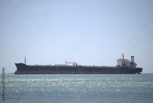 With many kilometers of Caribbean coast, Venezuela has extraordinary coastal landscapes and countless beaches.