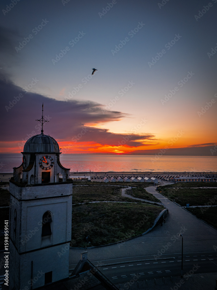 Obraz premium Sunset church