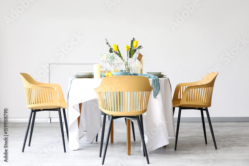 Elegant table setting with ...
