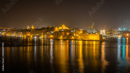 Fototapeta Naklejka Na Ścianę i Meble -  Views from the city of Valletta, Malta