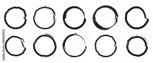 Grunge circle brushes. Vector brush Stroke. Black circles with rough edges. eps10