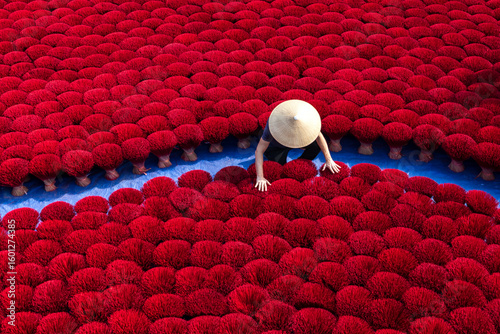Quang Phu Cau, Vietnam: the drying of incense 
