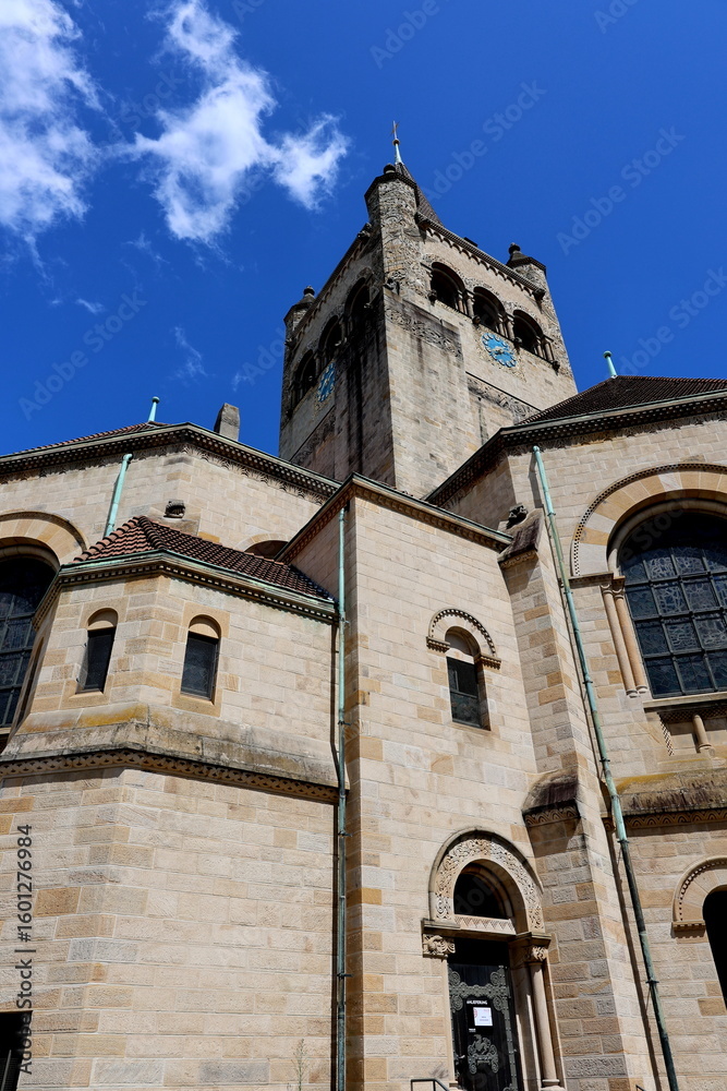 Fototapeta premium Pauluskirche im Ring-Quartier von Basel
