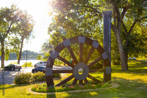 Tableau sur toile Steamboat Park sign at entrance in Bismarck, North Dakota