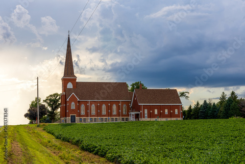 Bild auf Leinwand Beautiful Lutheran Church in Louisville, Nebraska