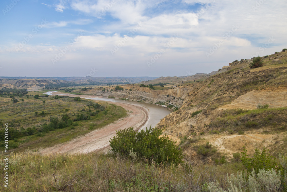 Fototapeta premium View from Wind Canyon Trail in Theodore Roosevelt National Park, North Dakota 