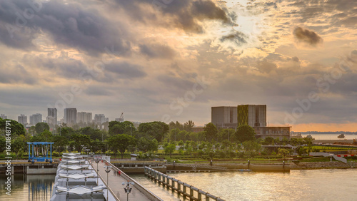 Photography Beautiful sunrise at Marina Barrage timelapse