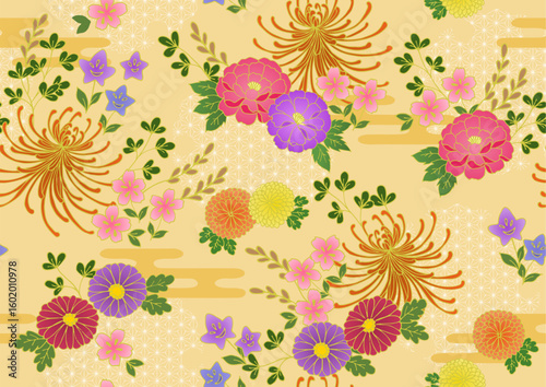 和柄 秋草模様シームレスベクター背景 菊・牡丹・撫子・桔梗・萩 レトロ 古典柄 ベージュ色 Japanese pattern Autumn grass pattern seamless vector background Chrysanthemum, peony, dianthus, bellflower, bush clover Retro Classic pattern Beige color