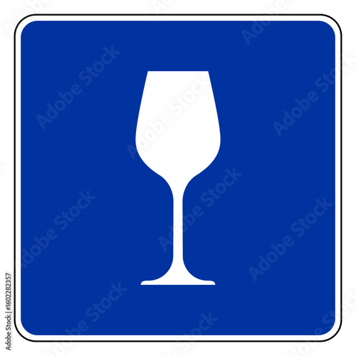 Weinglas und Schild