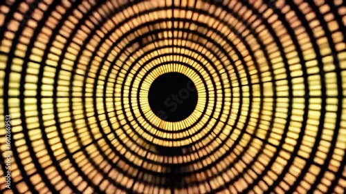 Pulsing Gold Audio Equalizer Rings in a Circular Tunnel Loop