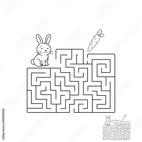 Labyrinth game for developing attention of preschoolers. Simple and useful coloring.