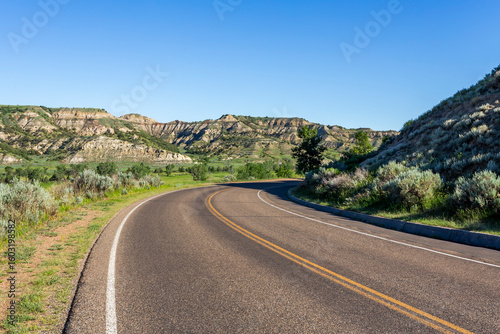 Beautiful views of the canyon on both sides of the highway in the Theodore Roosevelt National Park in North Dakota