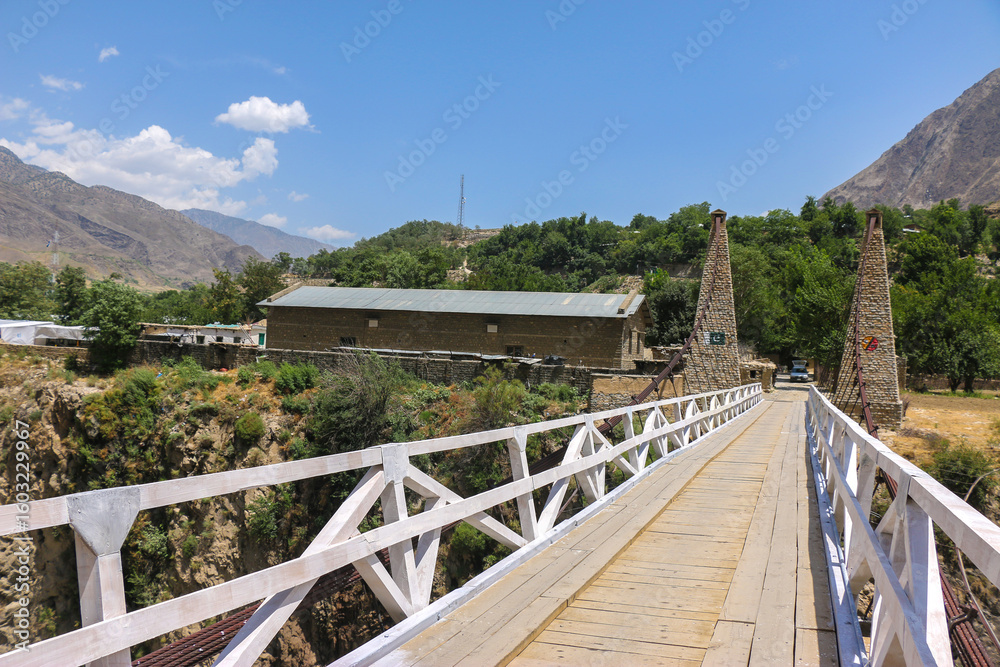Fototapeta premium bridge over the river